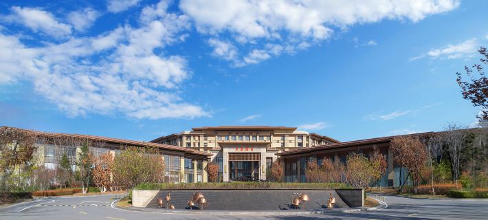 DongDaiHe Zhonghao Hotel Hotels in Suizhong