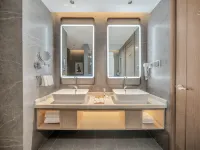 Vienna Hotel (Xuwen Branch)