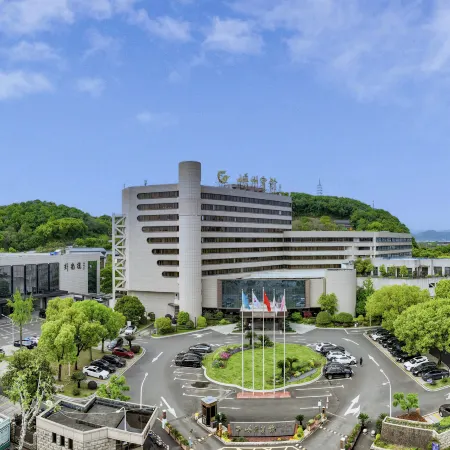Shengzhou Hotel