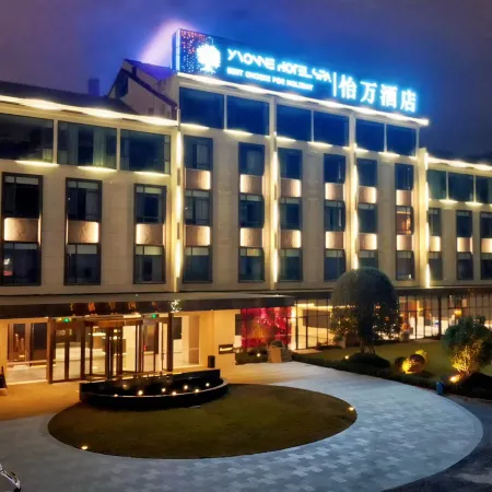 Yvonne Hotel