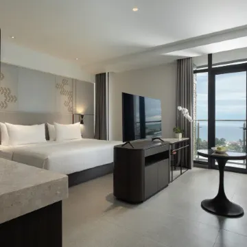 Hotel Santika Premiere Padang