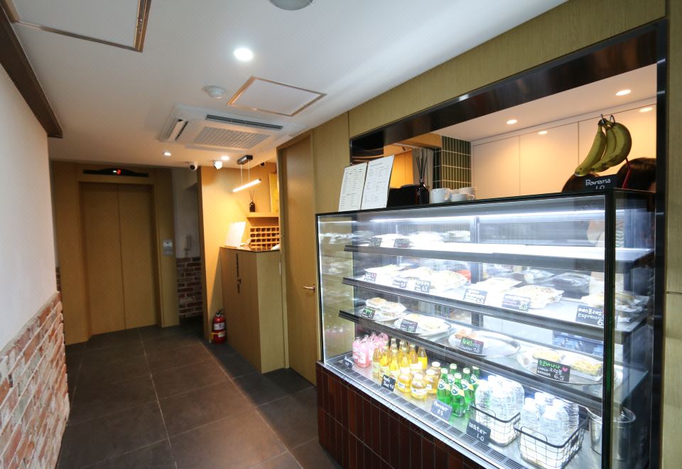 호텔 로비 라운지