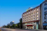 PERO品睿|空中花園Oasis飯店（芒市廣場·湖心島店） - 停車場