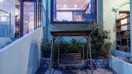 Floral Hotel·Qingdao Mosheng Lian hotel Отели рядом с достопримечательностью «Liuqing Bay»