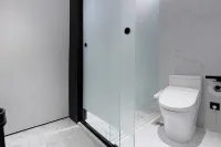 HONGYADONG HOLIDAY RIVERSIDE HOTEL