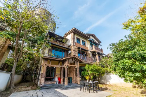 Xingyuewan Holiday House