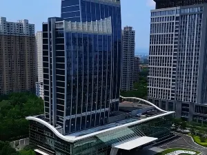 International  Hotel.LuoYang