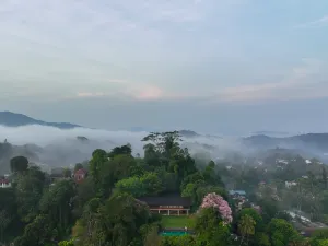 Kings Pavilion Luxury Hotel