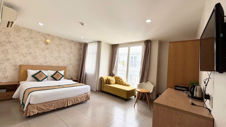 Camila Airport Hotel