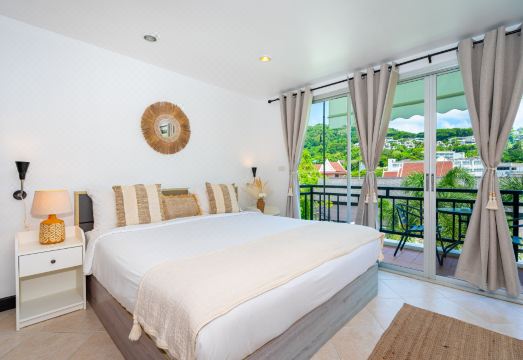 1. 카타 스테이션..