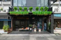 Hotel 433 อโศก สุขุมวิท - พร้อมระเบียง