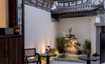 Tingxi Homestay (Dali Ancient City South Gate)