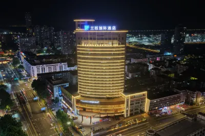 Lianyungang Lanou International Hotel (At the Seaside Park Store)