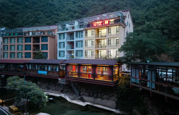 桐廬山之間民宿