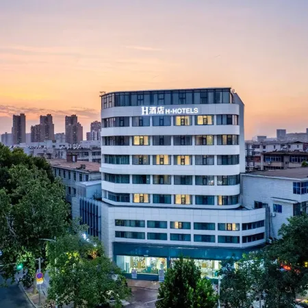H Hotel