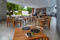 Tolani Resort Kui Buri - breakfast