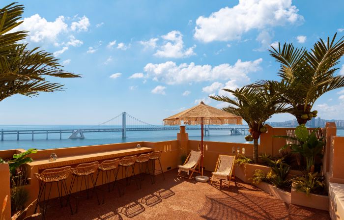 Dalian Jinse Sea View Art Homestay (Xinghai Square Branch)