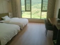 雷波谷豐閣民宿 Hotels near Leimaping Farm