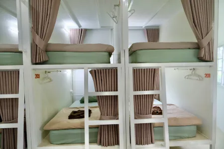 Sweed Dee Love Hostel