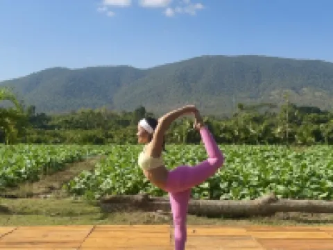 ดิ โอเรียนทัล วิลเลจ รีสอร์ท โรงแรมในอำเภอ แม่ออน