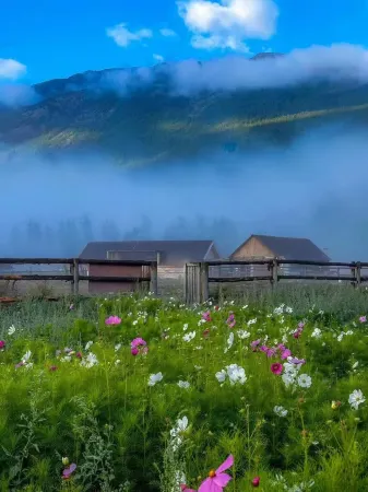 Kanas'an Yuyinshi Homestay Отели рядом с достопримечательностью «Xinjiang Kanas National Geopark»