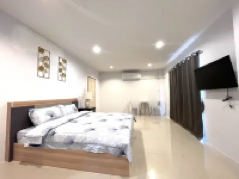Urbana Home