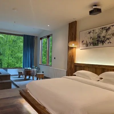 MANSHAN YUN GU PRIVATTE HOT SPRING HOTEL Hotels near Longyinsi