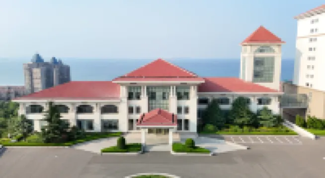 烟台東方海天高爾夫飯店 牟平附近的飯店