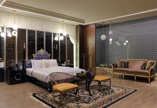 Mulan City Villa Motel 썸네일