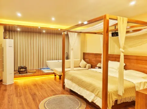 Mid-Mountain Cloud Leisure · Life Mountain View Resort Inn (Heishui County Branch)