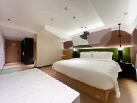 Nancy Hotel (Nanning Railway Station Chaoyang Square)