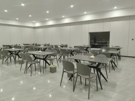 Luntai Youyuan Hotel