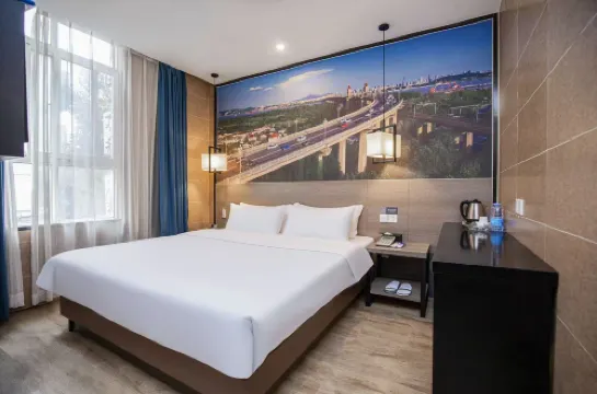 Qingmu Express (Nanjing Xinjiekou Xinjiekou Subway Station Fengfu Road)