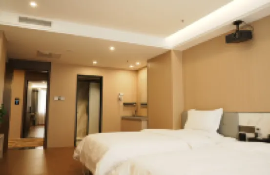 Quanji Hotel