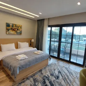 Mirage Taiaa Hotel Apartments