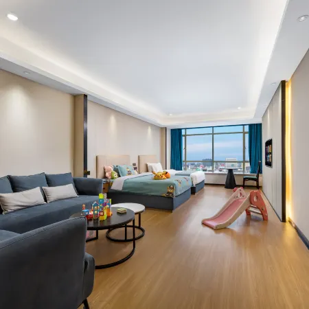 Luoding Star Hotel