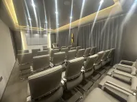 Royal Maple Hotel (Chengjisihan Square Branch) - Business