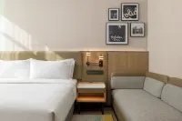 Holiday Inn Shanghai Tourism Zone by IHG - شرفة