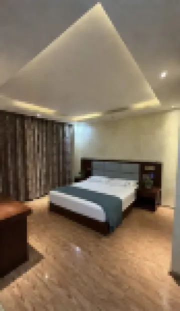 Luositian Express Hotel