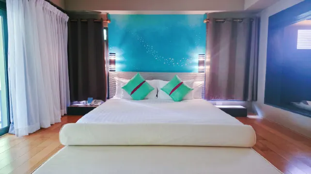 ดีลักส์วิวสวน 1 เตียงใหญ่