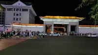 Memories of Light Luxury Internet Celebrity Movie Watching Homestay - โรแมนติก