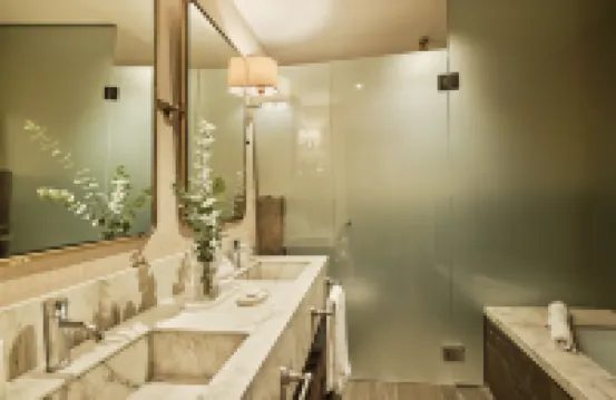 拜里奧霍斯佩斯宮殿 酒店