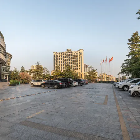 Ronzou International Hotel