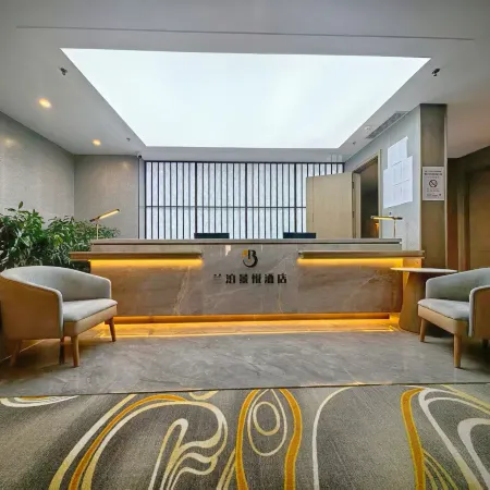 Lanbo Jingyue Hotel · Lanzhou Dongfanghong Square Branch