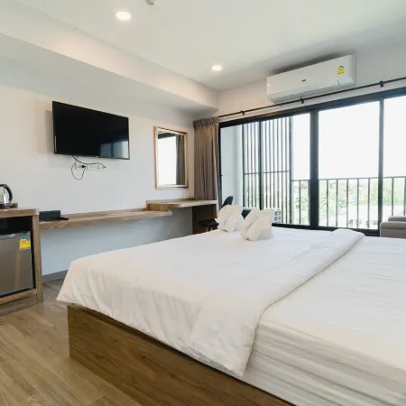 Nakara Hotel Отели рядом с достопримечательностью «Башня Sunee»