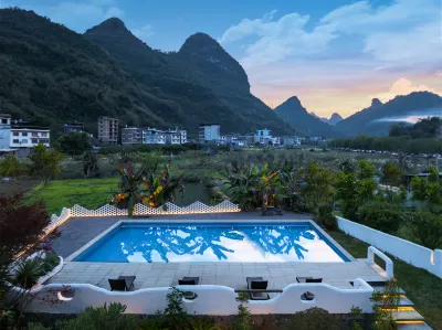 Views Mountains Field pool & Garden Hotel Hotels in West Street Periphery-Shenshan Road