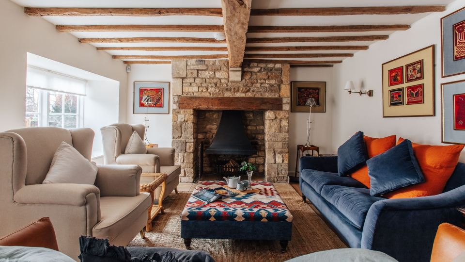 Elegant 4-Bed Family Home in the Cotswolds