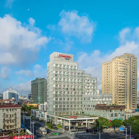 Hampton by Hilton Zhuhai Gongbei Port Отели рядом с достопримечательностью «Чжухайский Город Чжанчжоу»