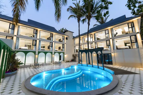 Wanli Hotel (Jinghong Starlight Night Market) - 2-Star
