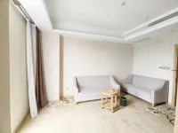 Rongshui Yingjia Business Hotel - parking